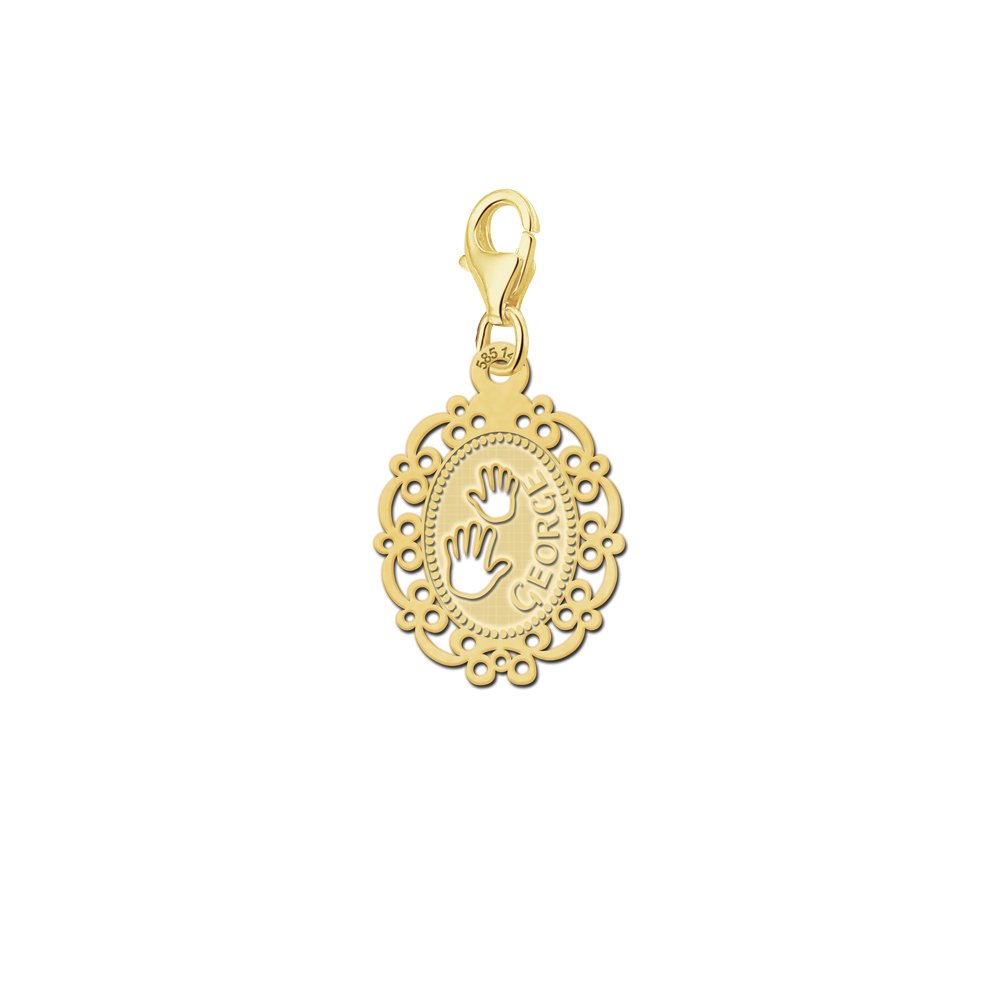 Names4ever Gouden Baby Handjes Bedel met Naam