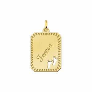 Gouden plaatje met naam met voetjes - Names4ever