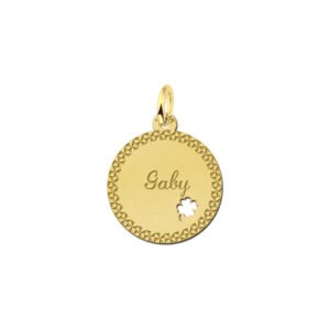 Graveren in een elegante gouden hanger met klavertje 4 - Names4ever