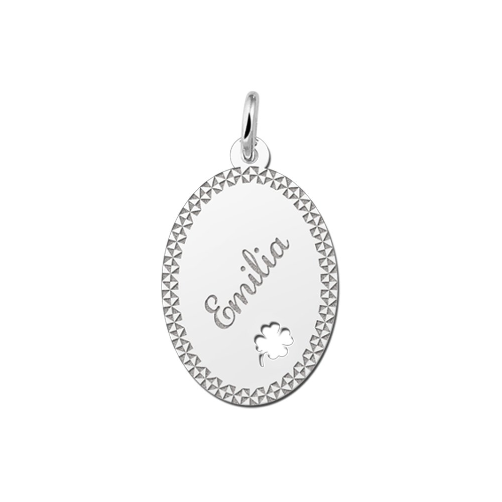 Graveren in een elegante hanger met een klavertje 4 - Names4ever