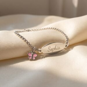 Names4ever Zilveren Baby Armbandje met Naamplaatje