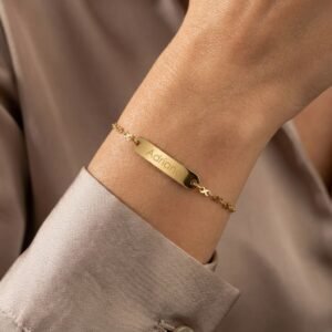 Gouden Baby armband met naamgravure Fantasie – Names4ever model