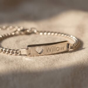 Baby armband met gravure van zilver - Names4ever