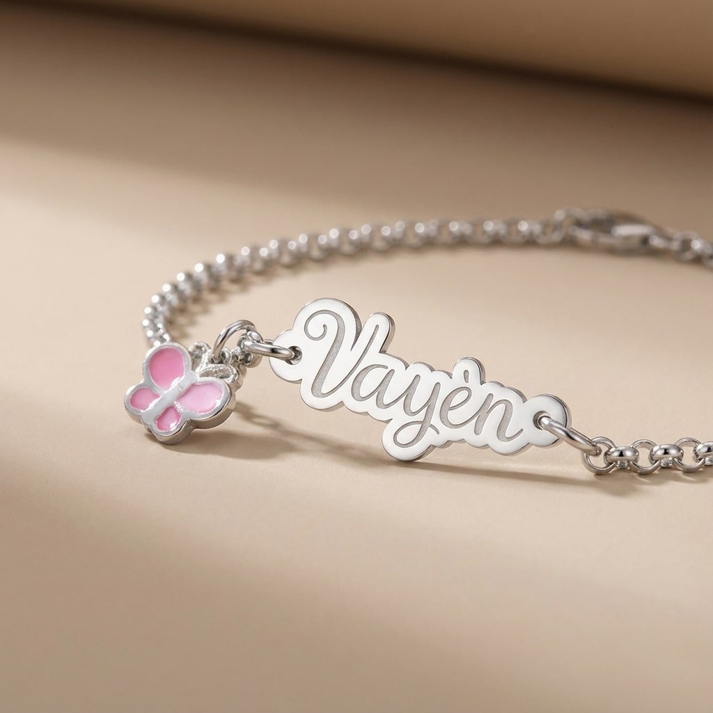 Kerst Sieraden | Zilveren Baby Armbandje met Naamplaatje