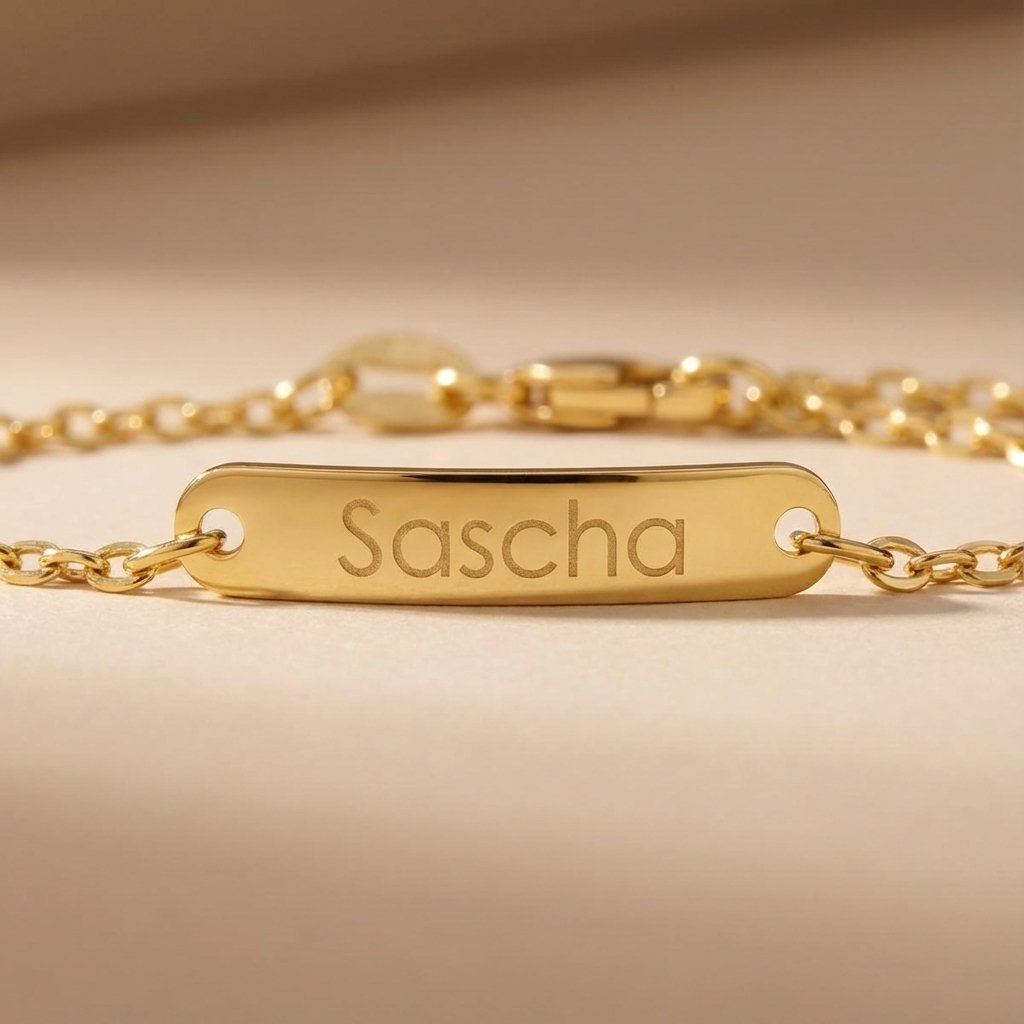 Gouden Baby armband met naamgravure Jasseron – Names4ever