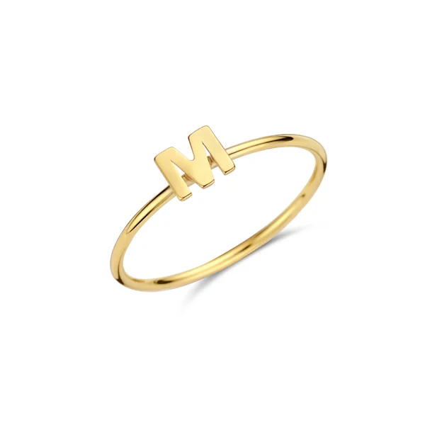 Ring met letter goud