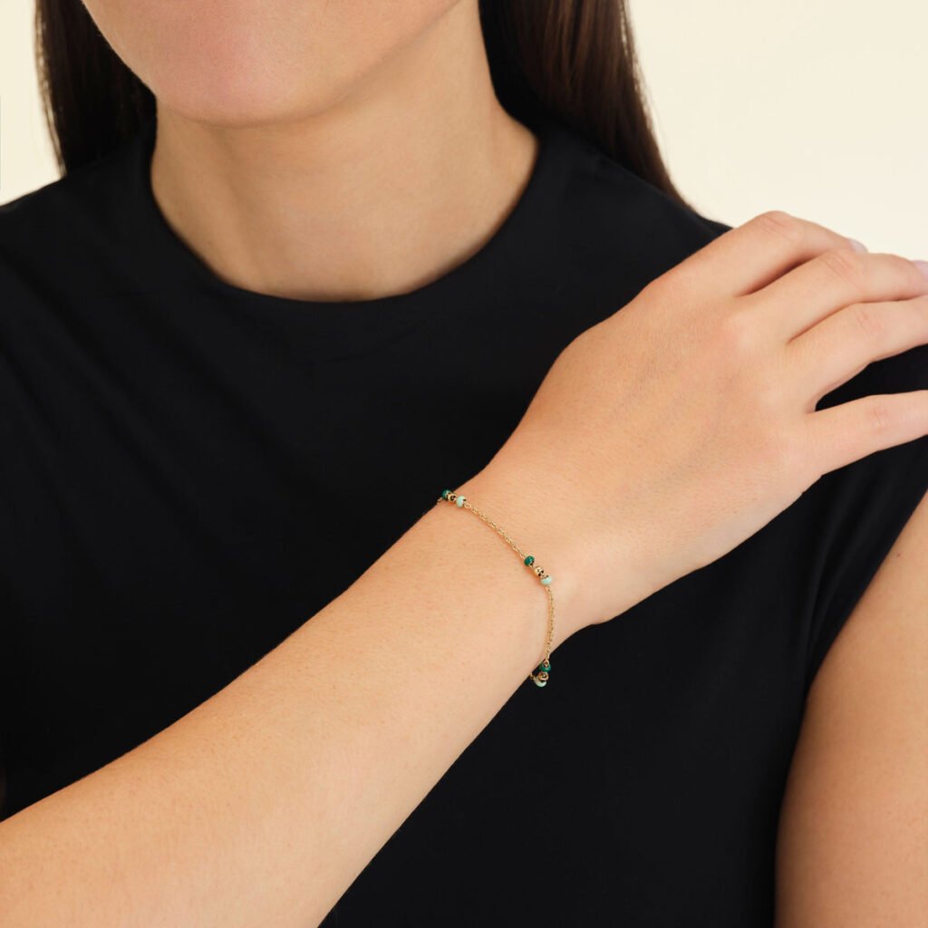 Rosefield Emerald Dotted armband – goudkleurig – productfoto 2