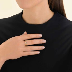 Rosefield Spiral Chaton ring – goudkleurig – productfoto 2