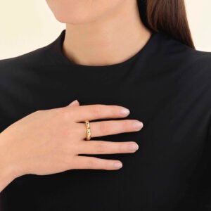 Rosefield Heart ring – goudkleurig – productfoto 2