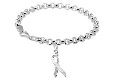 Bedel voor Pink Ribbon met bloemen en gravure — afbeelding 2