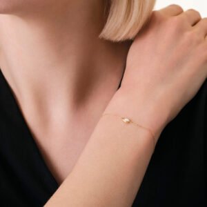 Rosefield Luna Pear armband – 14 karaat goud met labdiamanten – productfoto 2