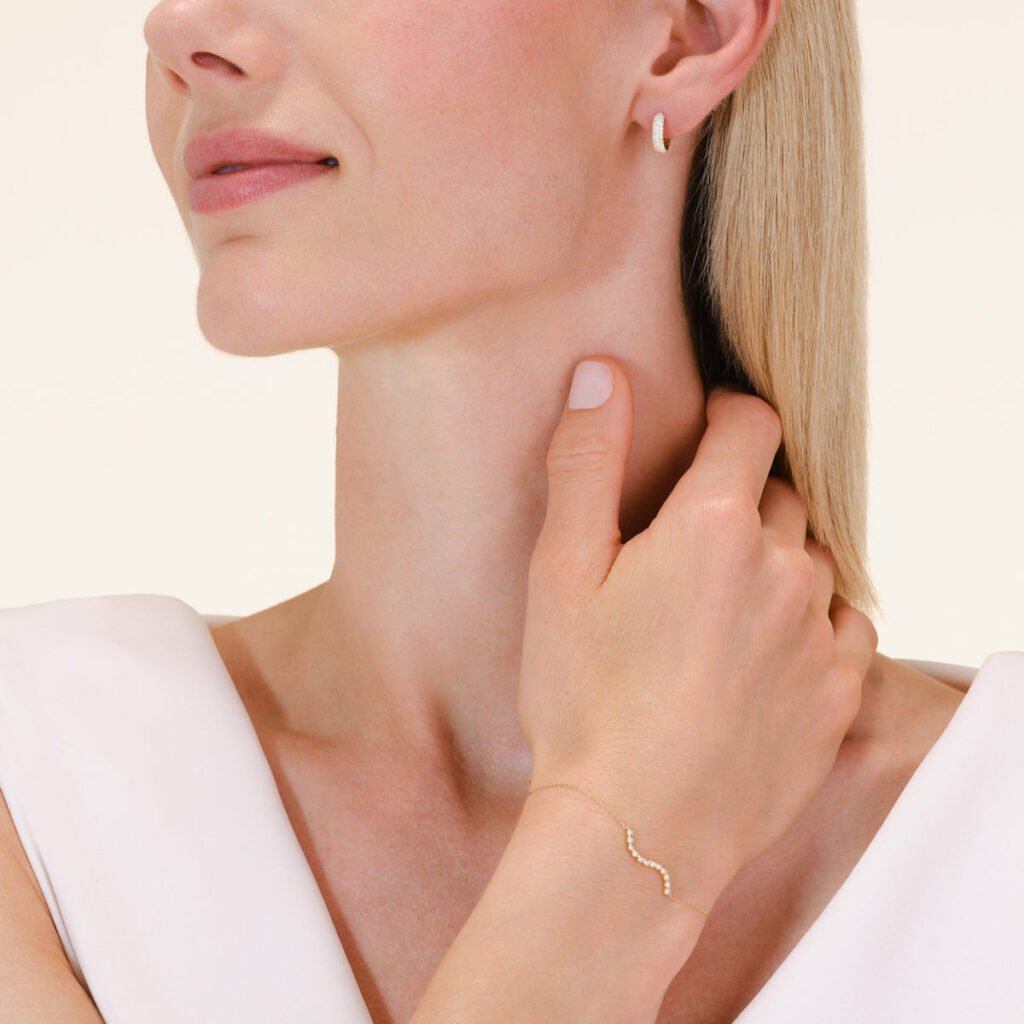 Rosefield Lustre armband – 14 karaat goud met labdiamanten – productfoto 2