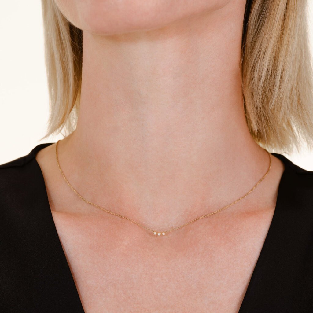 Rosefield Trinity ketting – 14 karaat goud met labdiamanten – productfoto 2