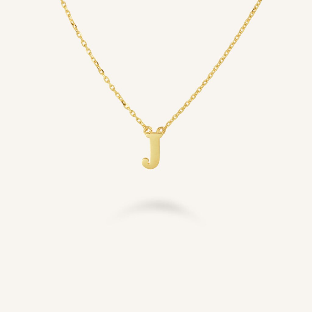 Rosefield Initial ketting J – 14 karaat goud – productfoto 1