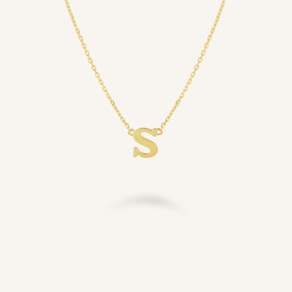 Rosefield Initial ketting S – 14 karaat goud – productfoto 1
