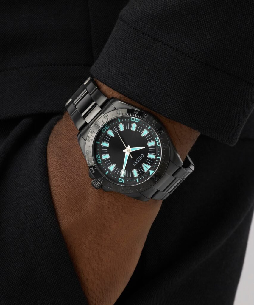 GUESS Neo herenhorloge zwart 42 mm – GW1064G3 – productfoto 4