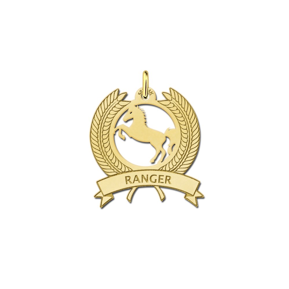 Gouden paardenhanger in krans met naam GNDH004