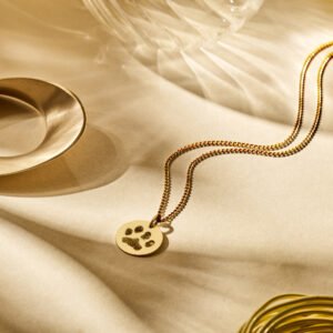 Gouden ronden hanger met pootafdruk GHEV040