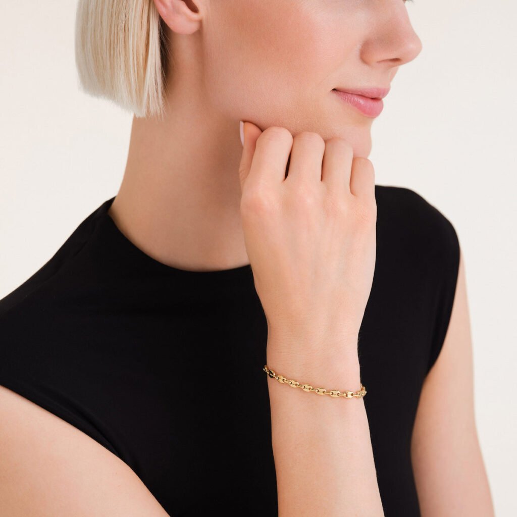Rosefield Coffee Bean armband – goudkleurig – productfoto 2
