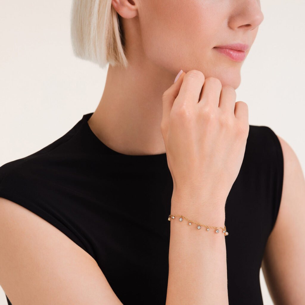 Rosefield Multi-Crystal armband – goudkleurig – productfoto 2