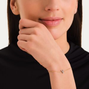 Rosefield Crystal Letter Y armband – goudkleurig – productfoto 2
