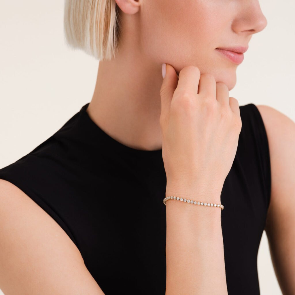 Rosefield Tennis armband – goudkleurig – productfoto 2