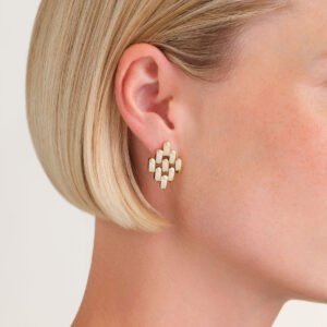 Rosefield Legacy oorbellen – goudkleurig – productfoto 2