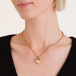 Rosefield Ridged Heart ketting – goudkleurig – productfoto 2