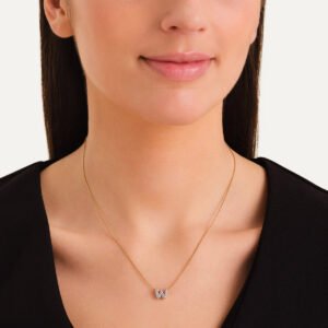 Rosefield Crystal Letter W ketting – goudkleurig – productfoto 2