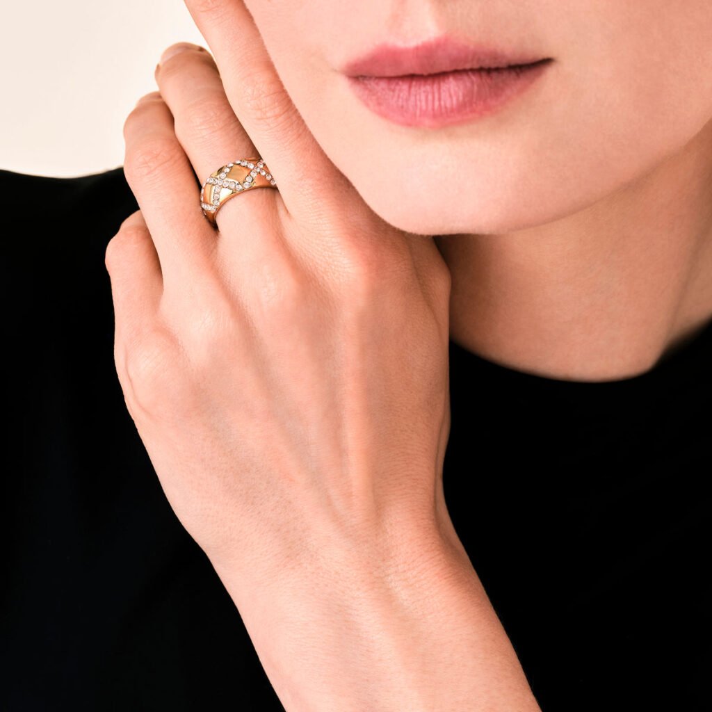 Rosefield Star Pave ring – goudkleurig – productfoto 2