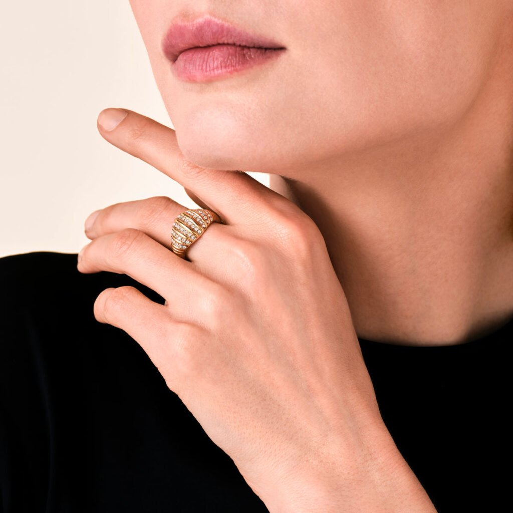 Rosefield Striped Pave ring – goudkleurig – productfoto 2