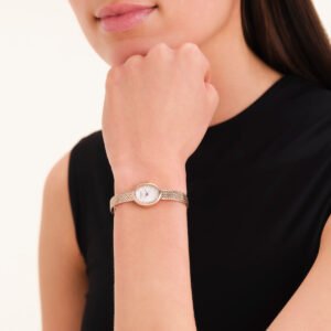 Rosefield Mini Oval horloge – roségoudkleurig – productfoto 2