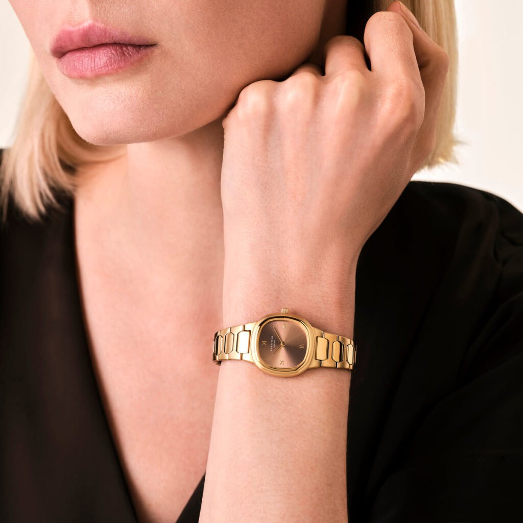 Rosefield Gaia XS Brown horloge – goudkleurig – productfoto 2