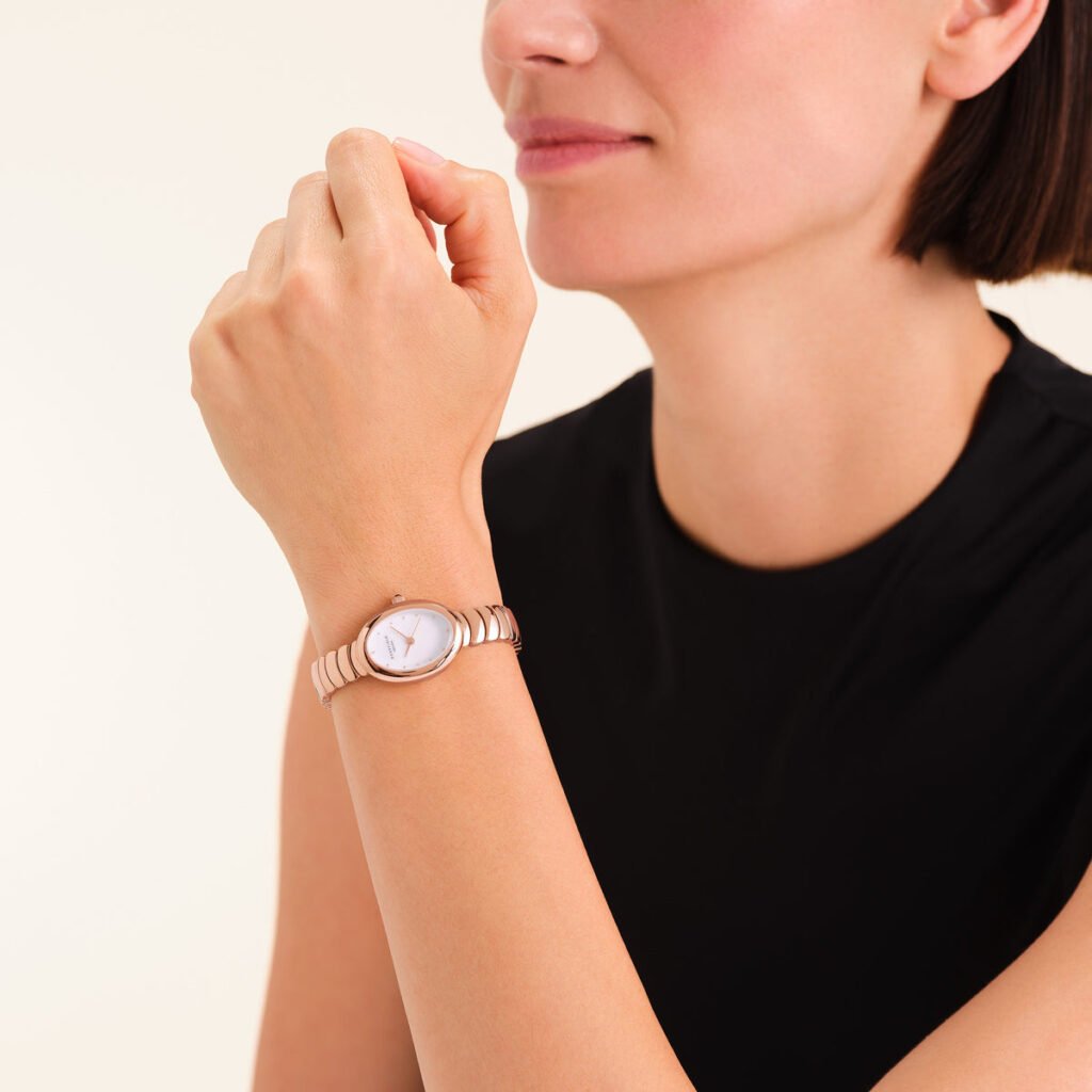 Rosefield Ovale Rose horloge – roségoudkleurig – productfoto 2