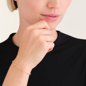 Rosefield Multi Beads armband – 14 karaat goud – productfoto 2