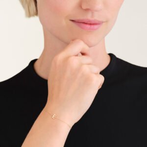 Rosefield Initial armband E – 14 karaat goud – productfoto 2