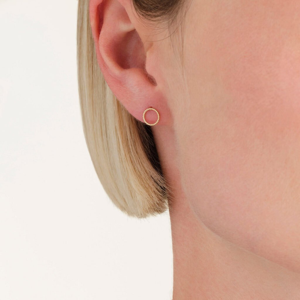 Rosefield Twisted Oorknopjes – 14 karaat goud | FECEG-F012 – productfoto