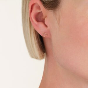 Rosefield Dotted Heart Oorknopjes – 14 karaat goud – productfoto 2