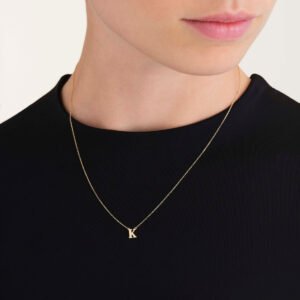 Rosefield Initial ketting K – 14 karaat goud – productfoto 2