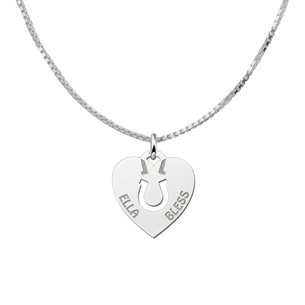 Zilveren Hart Hoefijzer Hanger met Namen | Names4ever - draagvoorbeeld met optionele ketting