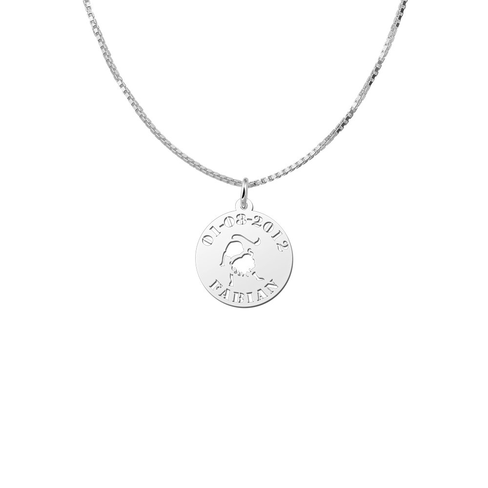 Zilveren Ronde Sterrenbeeldhanger Leeuw met Naam en Datum | Names4ever - voorbeeld met optionele ketting