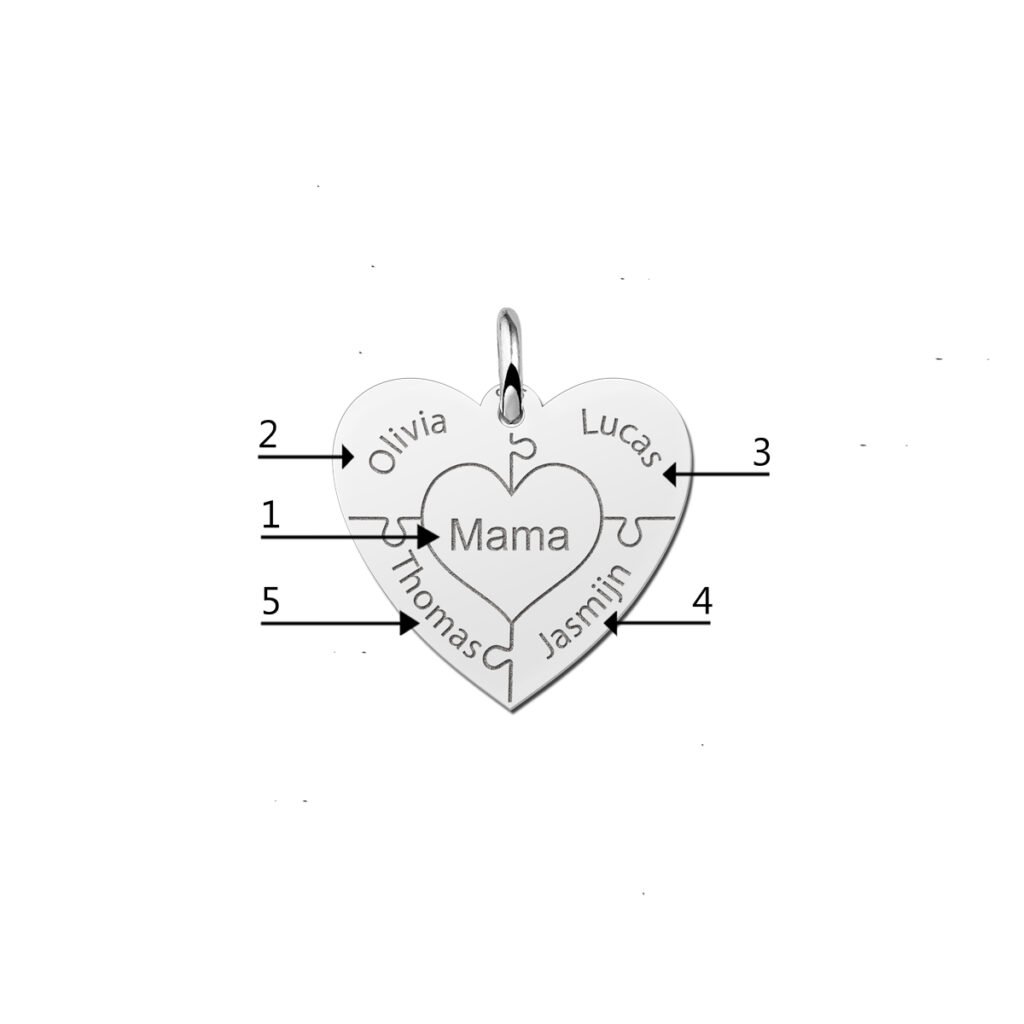Zilveren hart hanger met puzzelstukjes en namen | Names4ever - productvoorbeeld; afgebeelde ketting optioneel