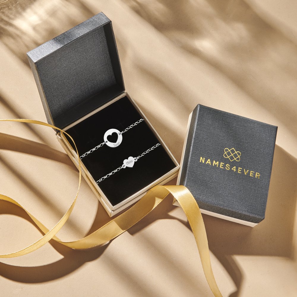 Names4ever ZNA160 zilveren hartjes armband set in cadeauverpakking