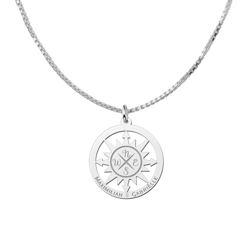 Zilveren kompas hanger | Names4ever - productvoorbeeld; afgebeelde ketting optioneel